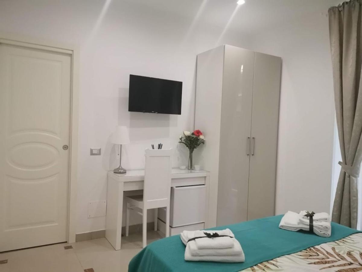 Le Stanze Di Eli E Gio Bed & Breakfast Castellammare di Stabia Exterior photo